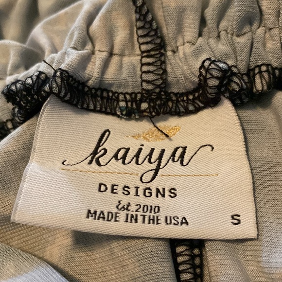 Kaiya Desings Romper size Small - Picture 13 of 13